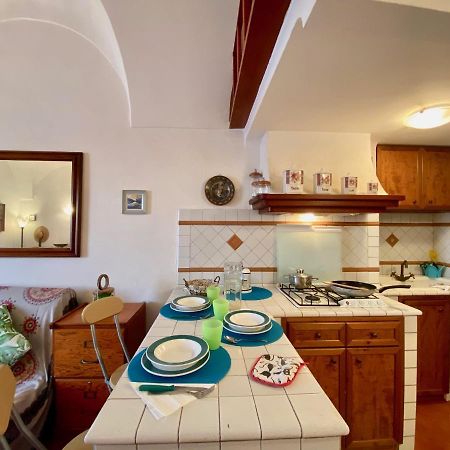 Holidaycasa Romano - Vacanza Nel Cuore Di Sperlonga Buitenkant foto