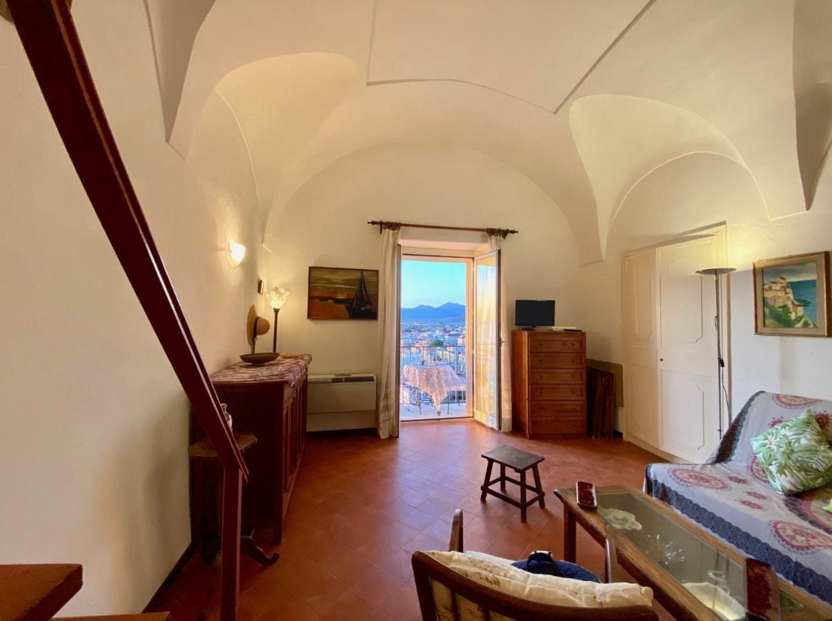 Holidaycasa Romano - Vacanza Nel Cuore Di Sperlonga Buitenkant foto