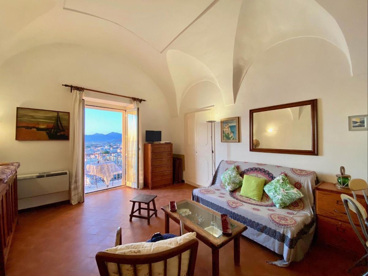 Holidaycasa Romano - Vacanza Nel Cuore Di Sperlonga Buitenkant foto