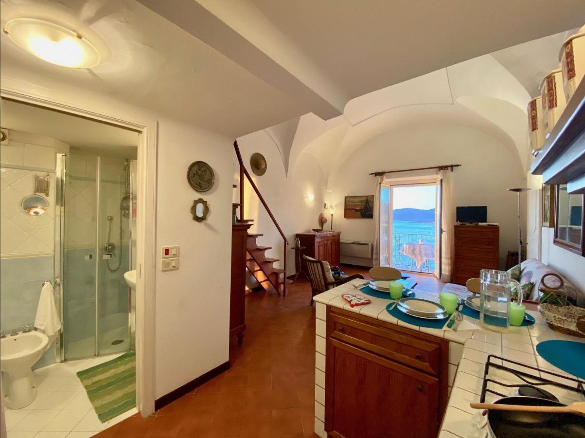 Holidaycasa Romano - Vacanza Nel Cuore Di Sperlonga Buitenkant foto