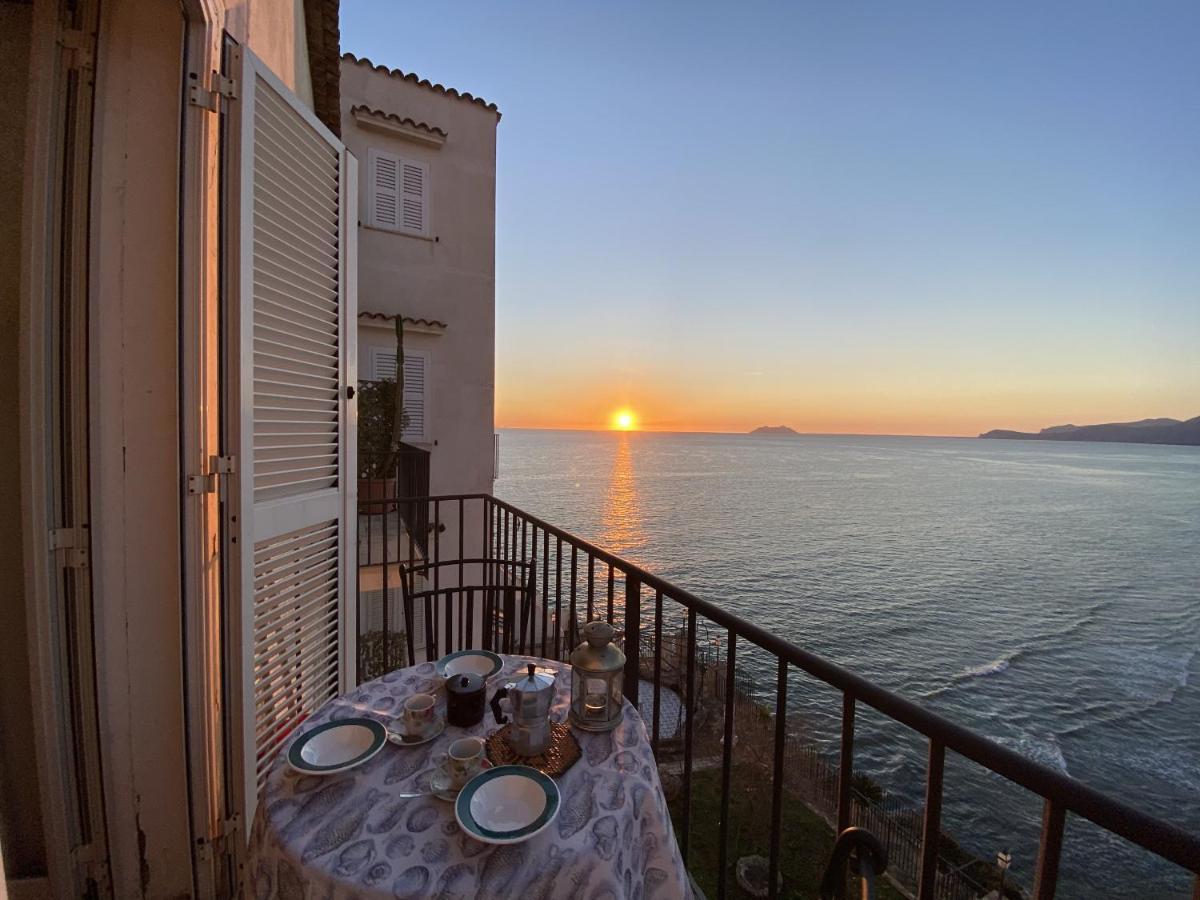 Holidaycasa Romano - Vacanza Nel Cuore Di Sperlonga Buitenkant foto