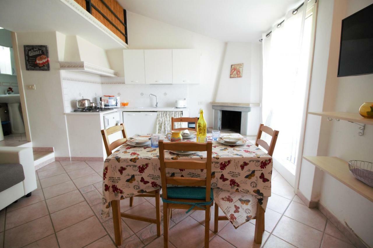Holidaycasa Romano - Vacanza Nel Cuore Di Sperlonga Buitenkant foto