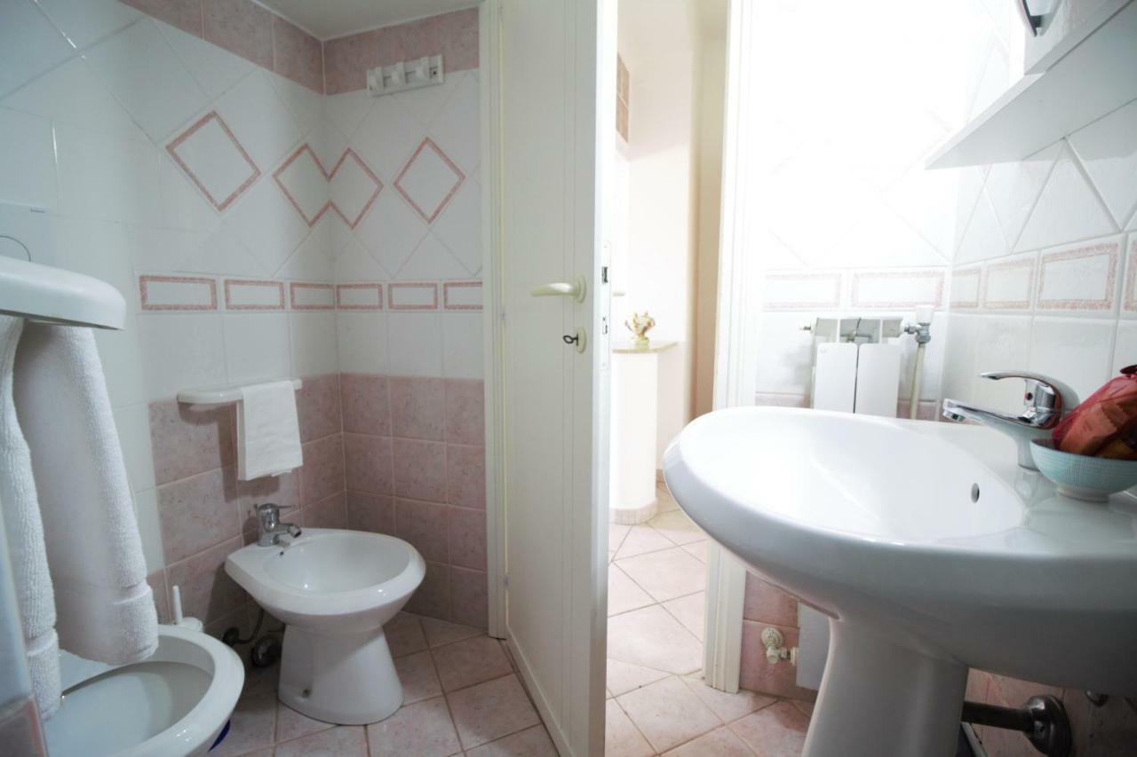 Holidaycasa Romano - Vacanza Nel Cuore Di Sperlonga Buitenkant foto