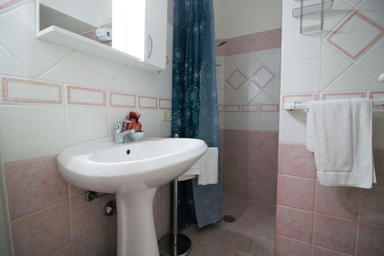 Holidaycasa Romano - Vacanza Nel Cuore Di Sperlonga Buitenkant foto