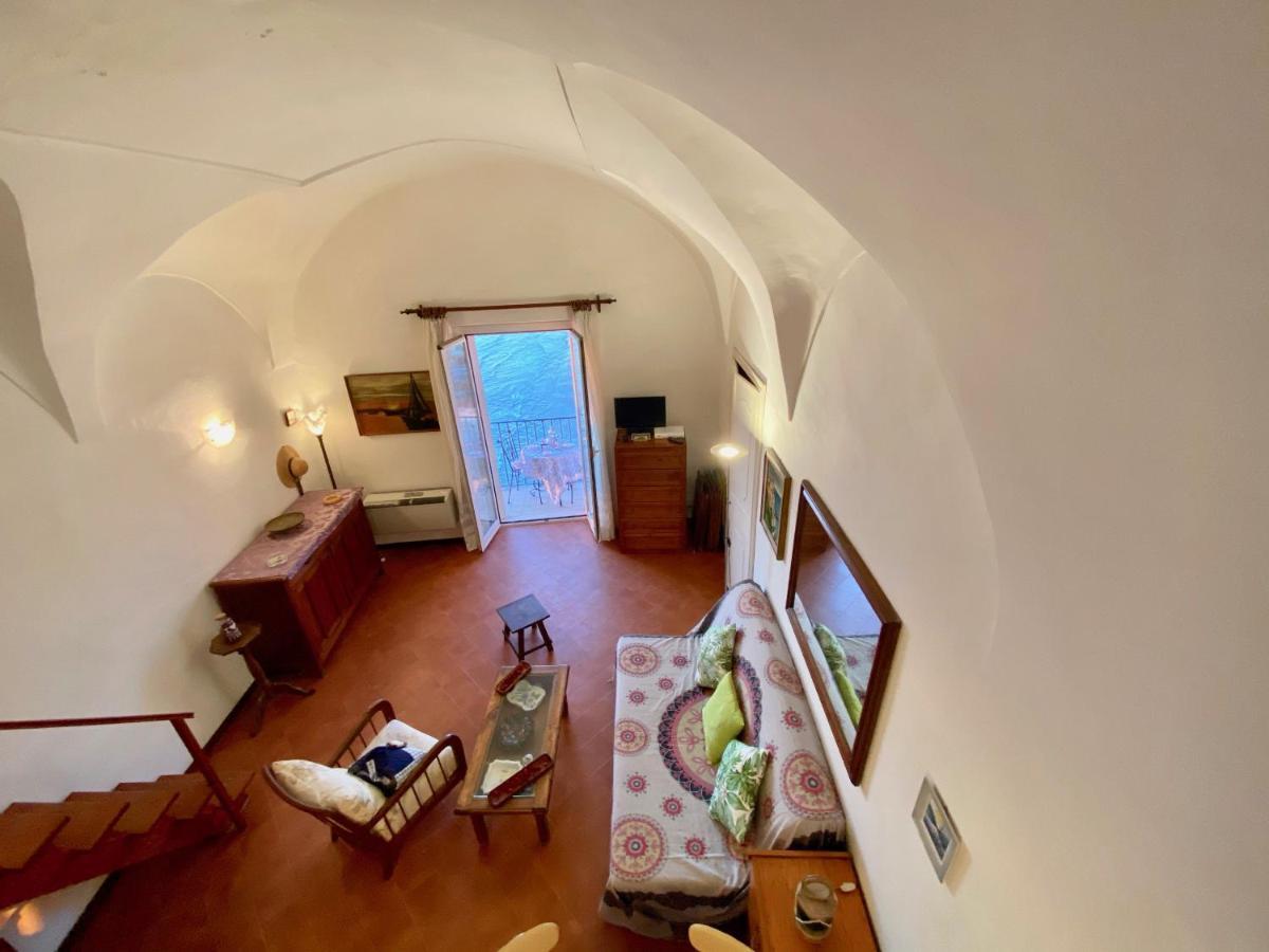 Holidaycasa Romano - Vacanza Nel Cuore Di Sperlonga Buitenkant foto